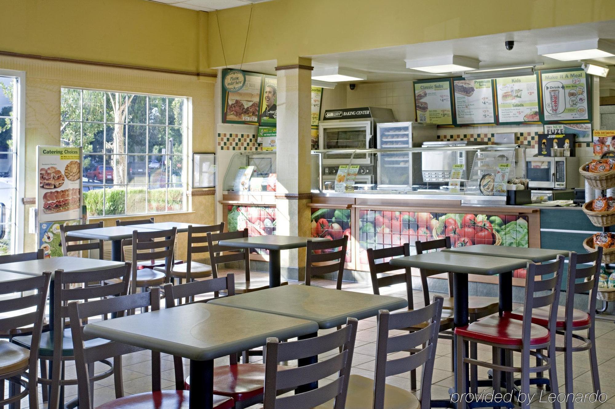 Dream Inn Fresno Restaurace fotografie