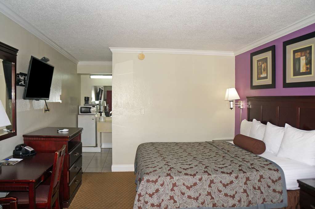 Dream Inn Fresno Pokoj fotografie